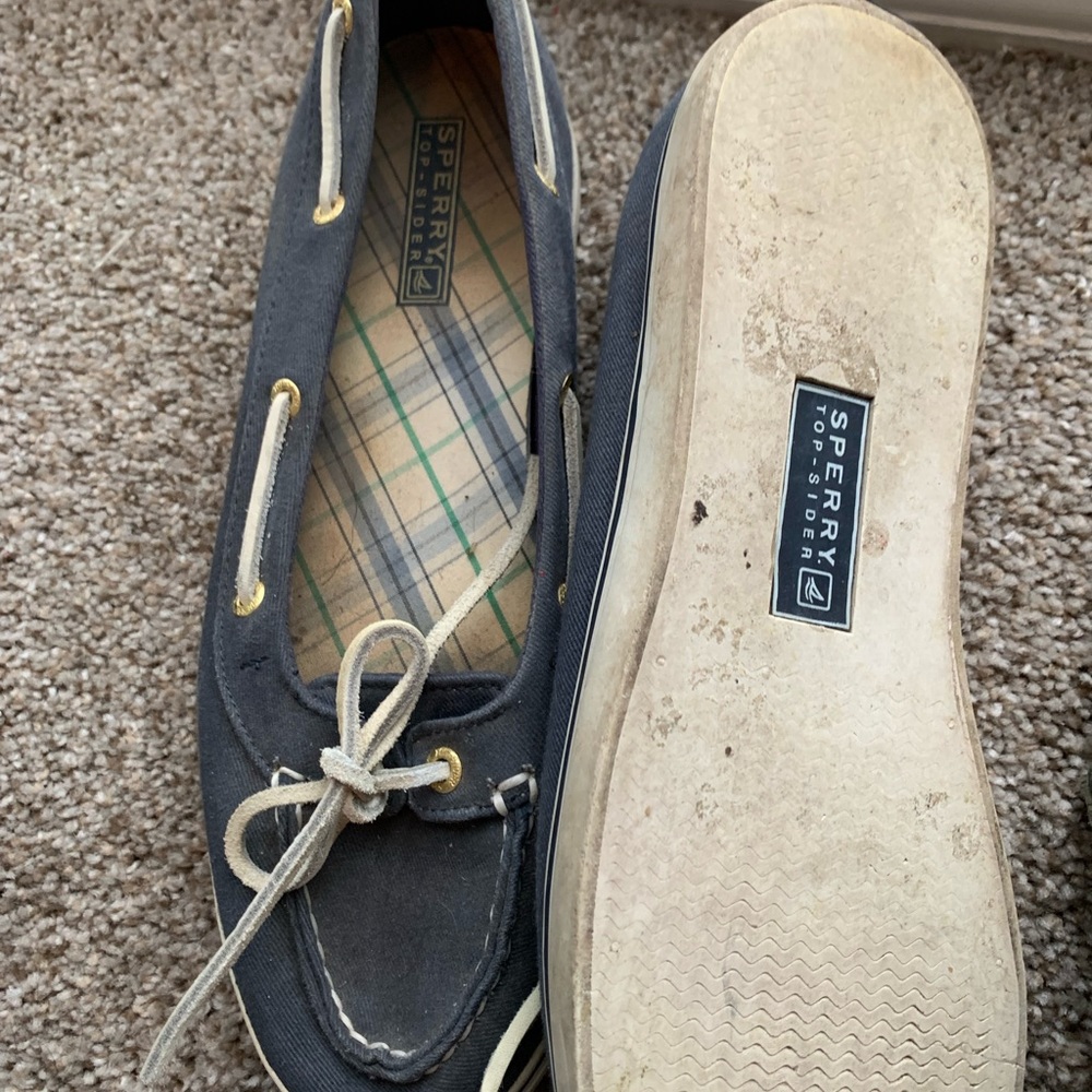 Navy canvas Sperry’s
